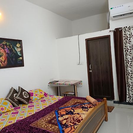 Pratibha Home Stay Джабалпур Экстерьер фото